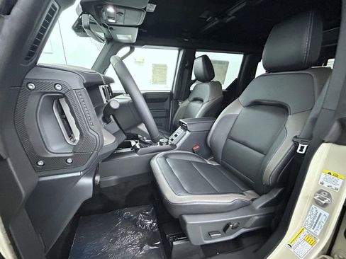 New 2026 Ford Bronco Outer Banks image 10