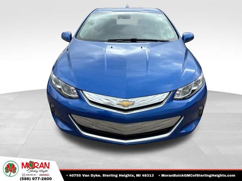 Used 2017 Chevrolet Volt Premier w/ Driver Confidence II Package FWD image 2
