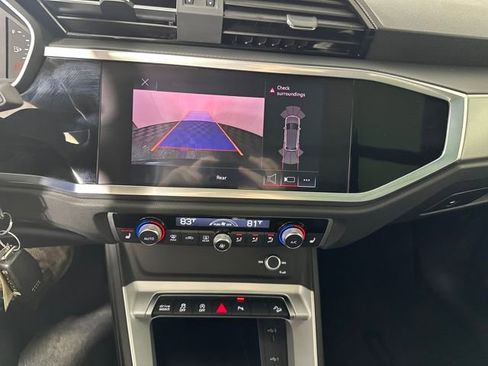 Used 2022 Audi Q3 2.0T Premium w/ Convenience Package image 22