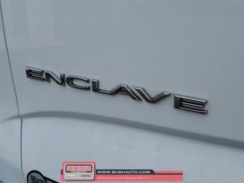 Used 2021 Buick Enclave Essence image 7