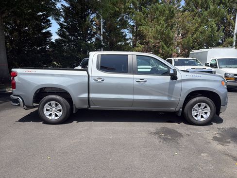 Used 2026 Chevrolet Silverado 1500 LT AWD/4WD image 11