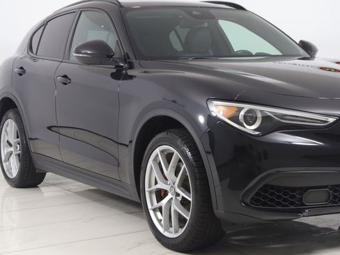 Used 2019 Alfa Romeo Stelvio Ti Sport w/ Quick Order Package 22S Sport AWD/4WD image 42