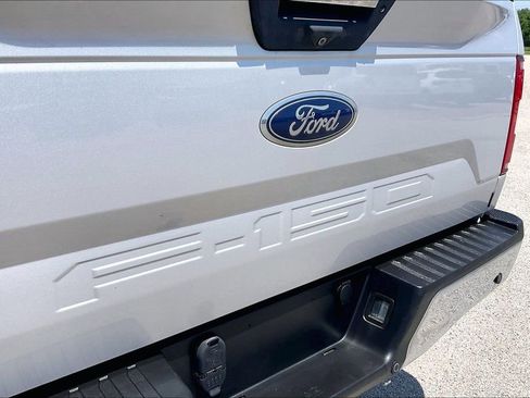 Used 2018 Ford F150 XLT w/ Equipment Group 302A Luxury AWD/4WD image 27
