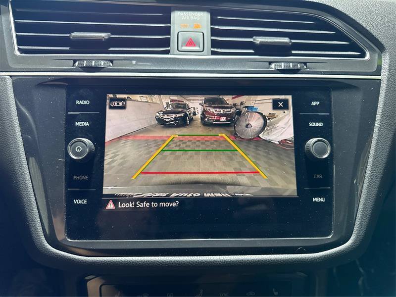 Used 2023 Volkswagen Tiguan SE R-Line FWD image 37