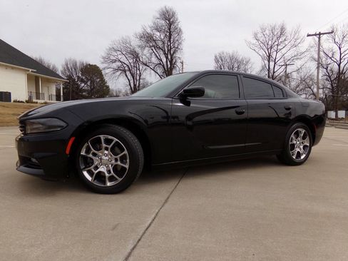 Used 2016 Dodge Charger SXT w/ AWD Premium Group image 4