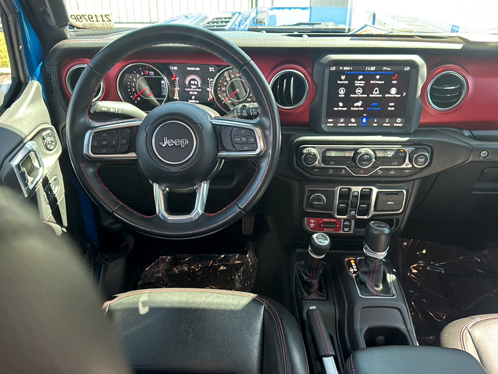 Used 2022 Jeep Wrangler Unlimited Rubicon w/ LED Lighting Group AWD/4WD image 13
