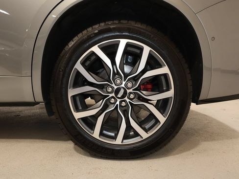 Certified 2025 Cadillac XT6 Sport w/ Platinum Package AWD/4WD image 35