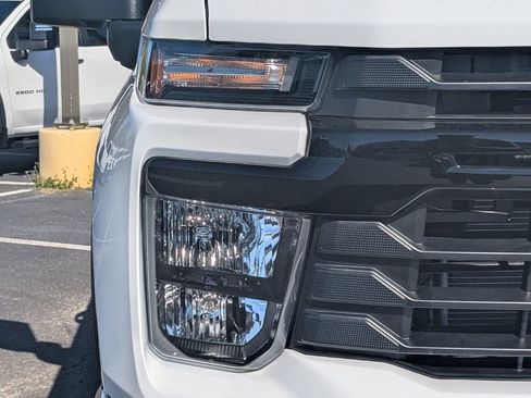 New 2026 Chevrolet Silverado 2500 W/T w/ WT Convenience Package image 12