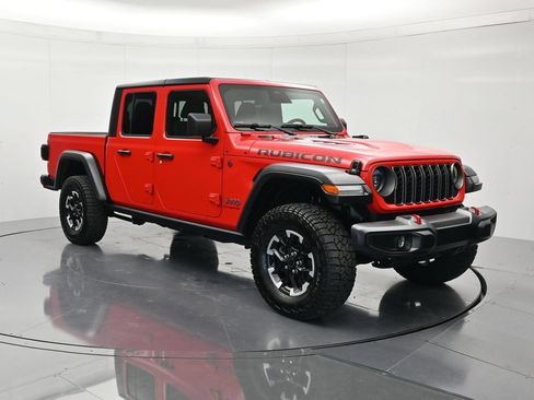 Used 2026 Jeep Gladiator Rubicon AWD/4WD image 3