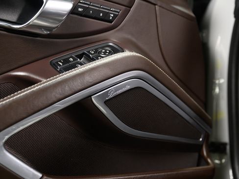 Used 2013 Porsche 911 Carrera S image 31