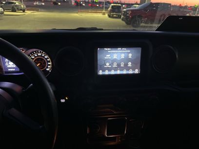 Used 2022 Jeep Gladiator Sport