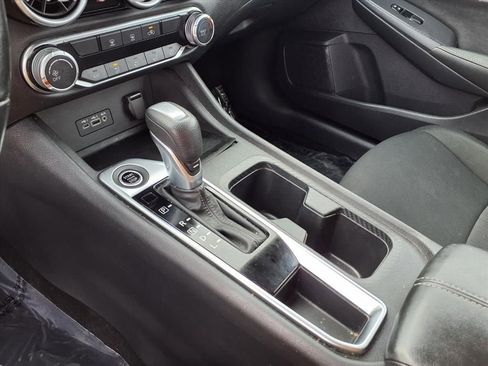 Used 2022 Nissan Sentra SV image 9