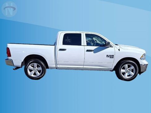 Certified 2022 RAM 1500 Tradesman w/ Tradesman SXT Package image 9