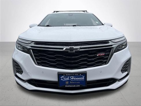 Used 2023 Chevrolet Equinox RS image 2
