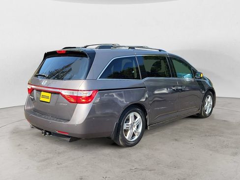 Used 2013 Honda Odyssey Touring image 5