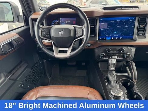 Used 2024 Ford Bronco Outer Banks AWD/4WD image 20