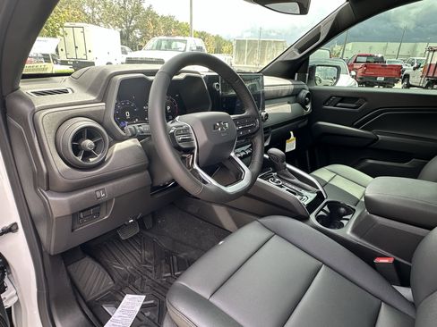 New 2026 Chevrolet Colorado Trail Boss AWD/4WD image 16