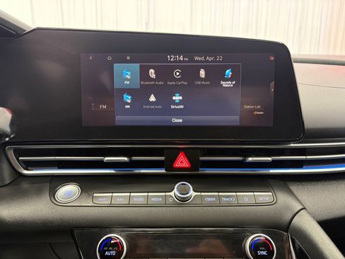 Used 2023 Hyundai Elantra Limited FWD image 30