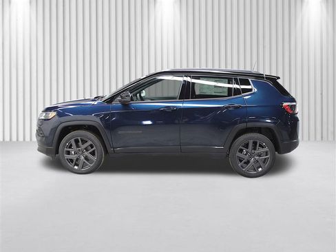 New 2026 Jeep Compass Limited image 7