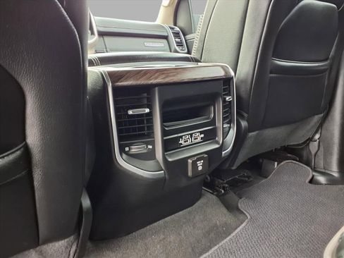 Used 2020 RAM 1500 Laramie image 26