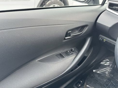 Certified 2024 Toyota Corolla LE image 30