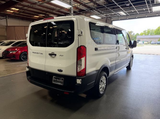 Used 2023 Ford Transit 350 XLT RWD image 4