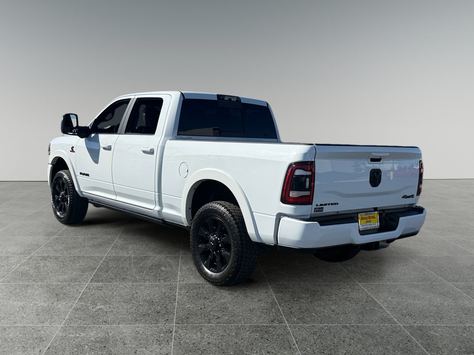 Used 2023 RAM 2500 Limited AWD/4WD image 3