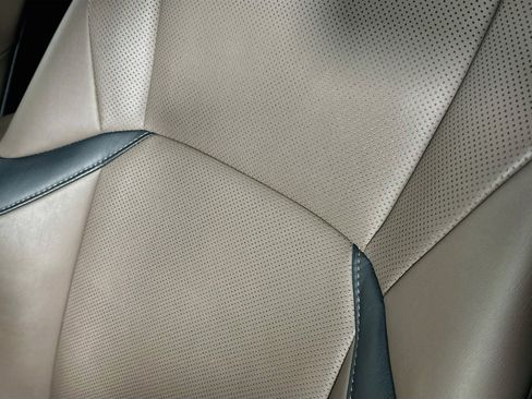 Used 2022 Lexus ES 350 w/ Premium Package FWD image 19