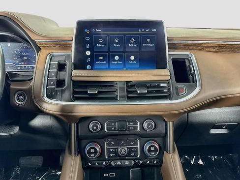 Used 2022 Chevrolet Tahoe High Country w/ Max Trailering Package AWD/4WD image 15