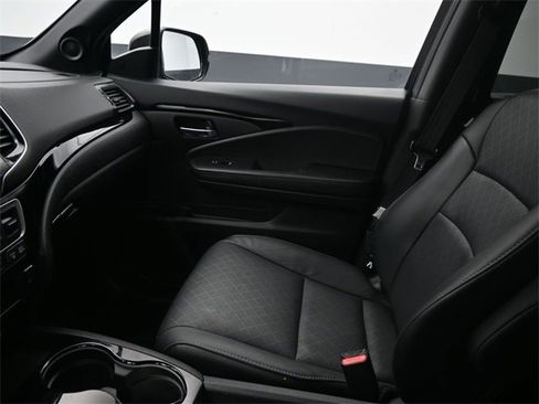 Used 2021 Honda Passport Touring image 13