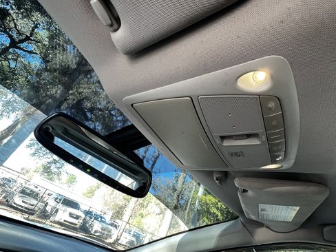 Used 2017 Nissan Maxima Platinum image 29