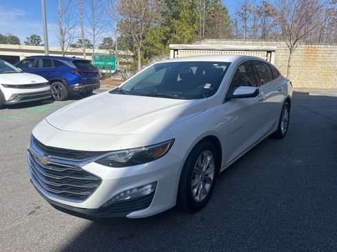 Used 2019 Chevrolet Malibu LT image 3