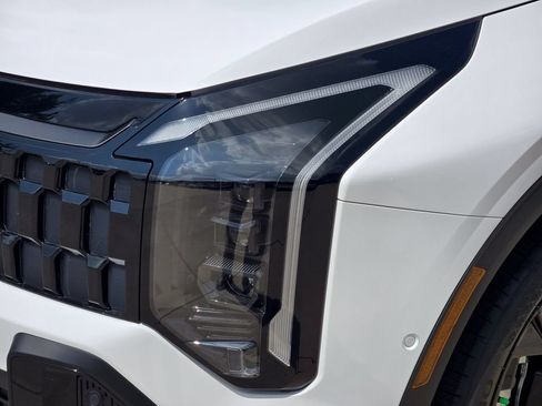 New 2026 Kia Sportage X-Line AWD/4WD image 7