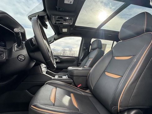 Used 2024 GMC Yukon AT4 w/ Max Trailering Package image 17