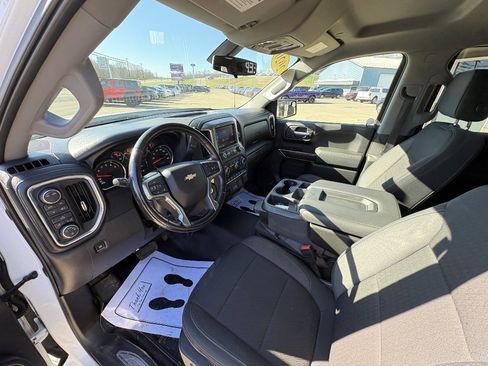 Used 2020 Chevrolet Silverado 1500 LT w/ All-Star Edition image 30