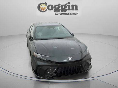 New 2026 Toyota Camry XSE FWD image 27