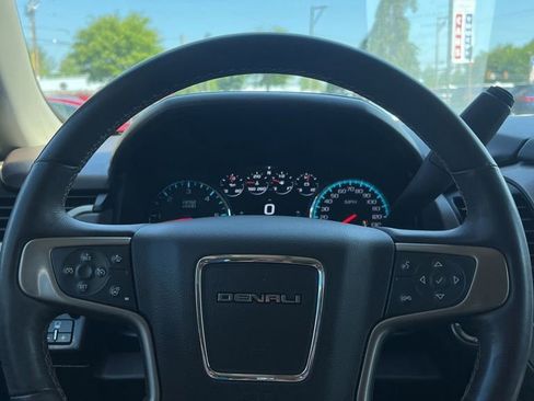 Used 2017 GMC Yukon Denali w/ Open Road Package AWD/4WD image 38