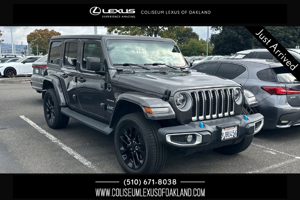 Used 2022 Jeep Wrangler Unlimited Sahara AWD/4WD image 1