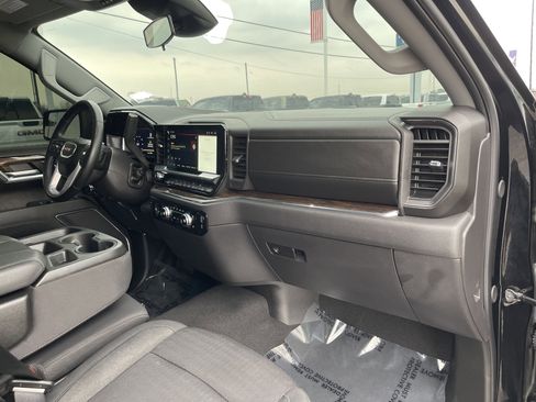 Used 2024 GMC Sierra 1500 Elevation w/ X31 Off-Road Package image 14