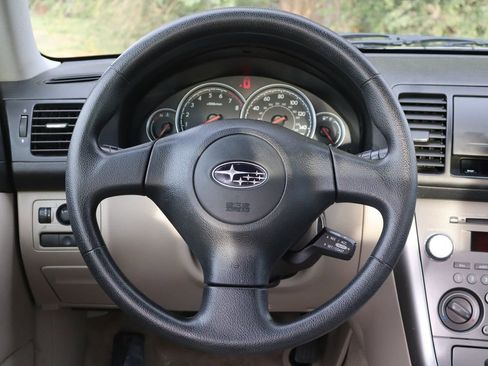Used 2007 Subaru Outback 2.5i image 18