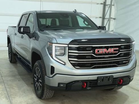 Used 2026 GMC Sierra 1500 AT4 w/ AT4 Premium Package image 3