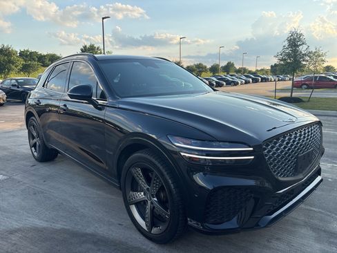 Used 2023 Genesis GV70 3.5T Sport w/ Sport Prestige Package AWD/4WD image 3