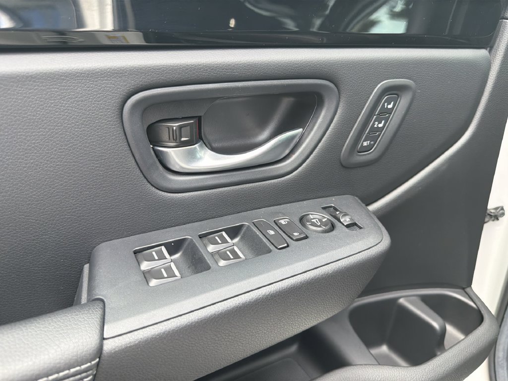 Certified 2025 Honda Pilot EX-L image 36