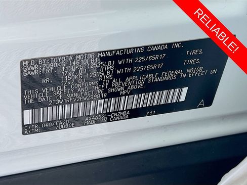 Used 2023 Toyota RAV4 XLE w/ Convenience Package FWD image 32