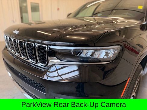 Used 2025 Jeep Grand Cherokee L Limited AWD/4WD image 11