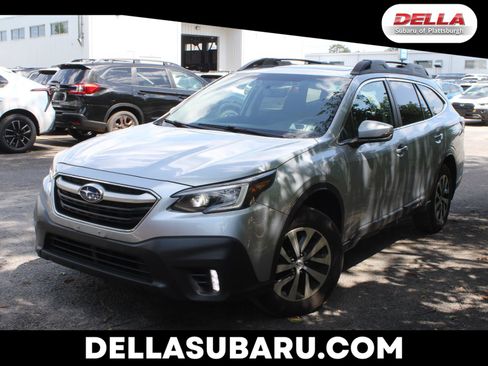Certified 2022 Subaru Outback Premium AWD/4WD image 1
