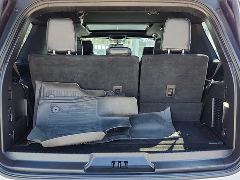 Certified 2018 Ford Expedition Limited w/ Equipment Group 301A AWD/4WD image 26