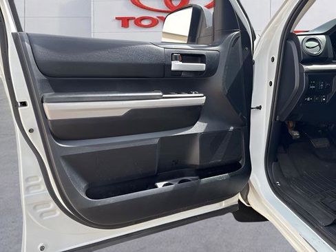 Used 2019 Toyota Tundra SR5 w/ SR5 Upgrade Package image 22