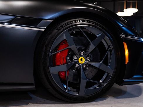 Used 2025 Ferrari 12Cilindri RWD image 26