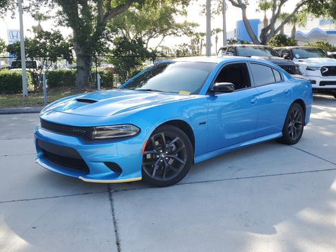 Used 2023 Dodge Charger R/T w/ Blacktop Package image 1